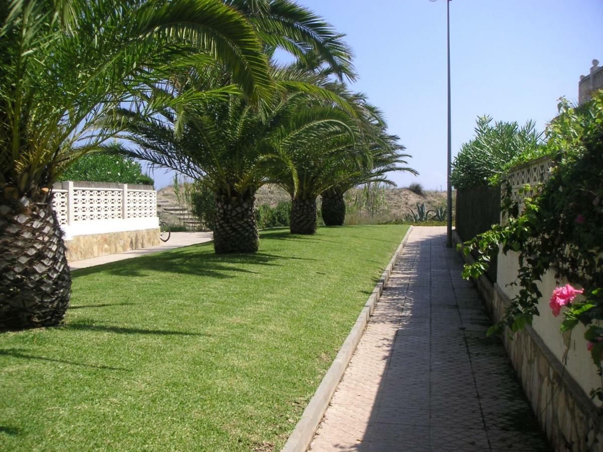Frente Al Mar - Velazquez Villa Oliva Exterior foto